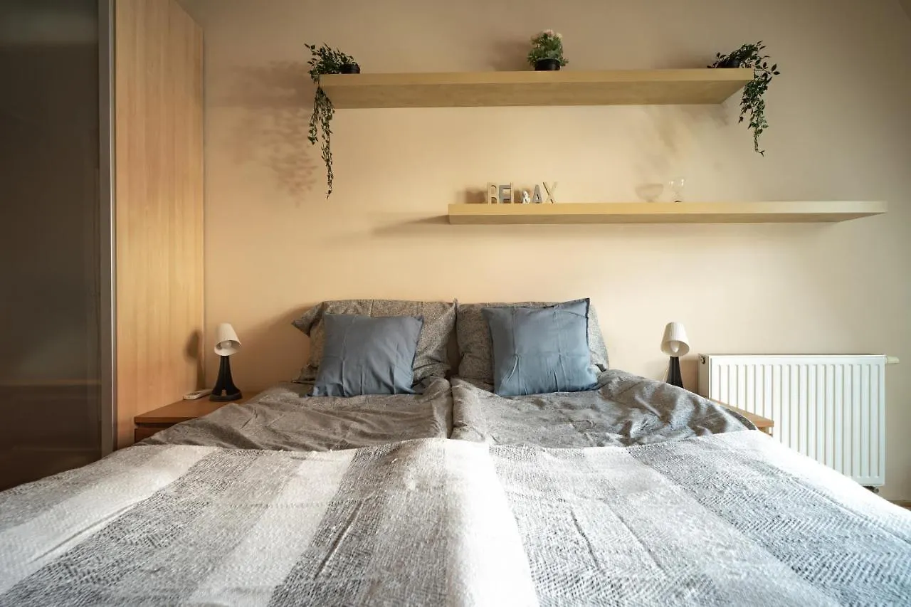 Central Apartment At Gozsdu Court, 60 Sqm, 2 Rooms With 2 Ac, Elevators, Kitchen Budapest